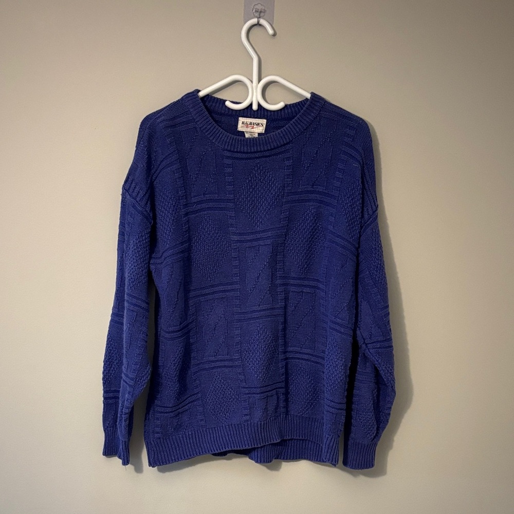VINTAGE Elegant Blue Crew Neck Sweater